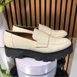 NEW WITHOUT TAGS Franco Sarto Brindy Platform Loafer Off White Size 9 READ